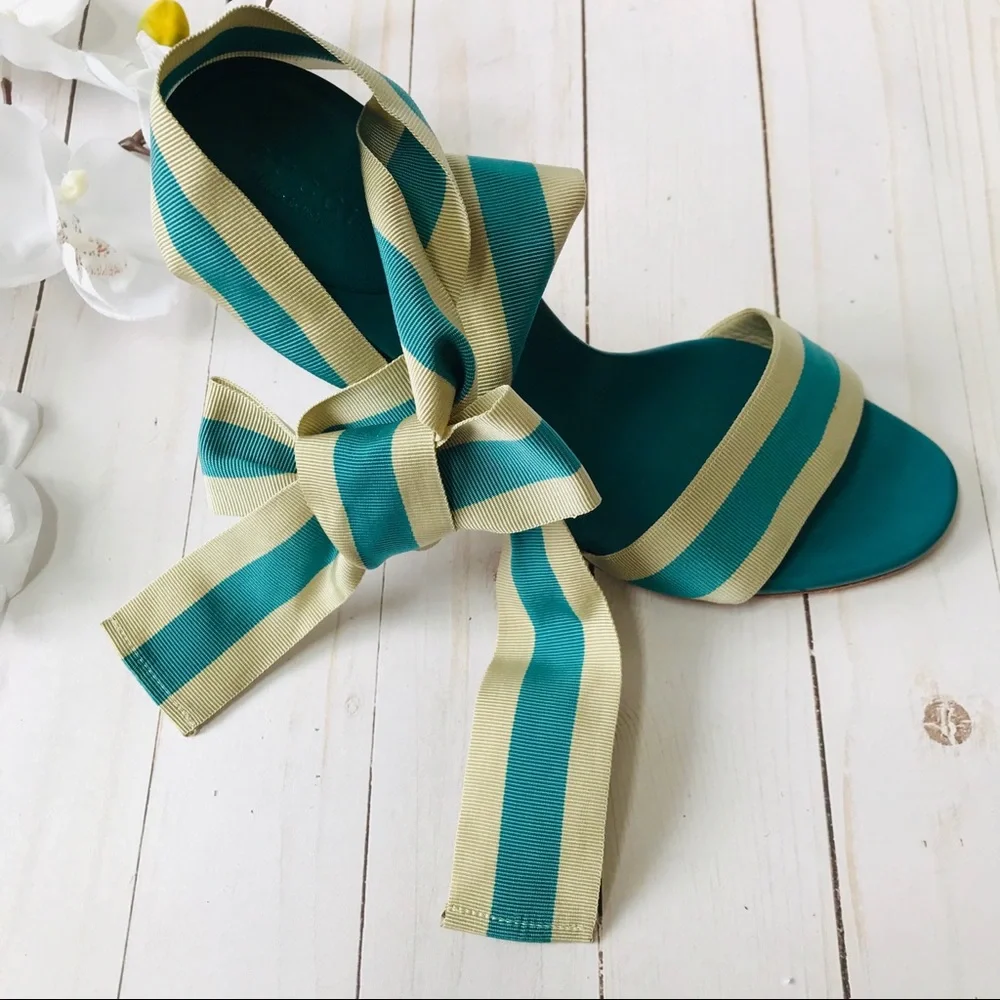 Authentic GUCCI Gross Grain Ribbon Tie-up Sandals - Picture 2 of 8
